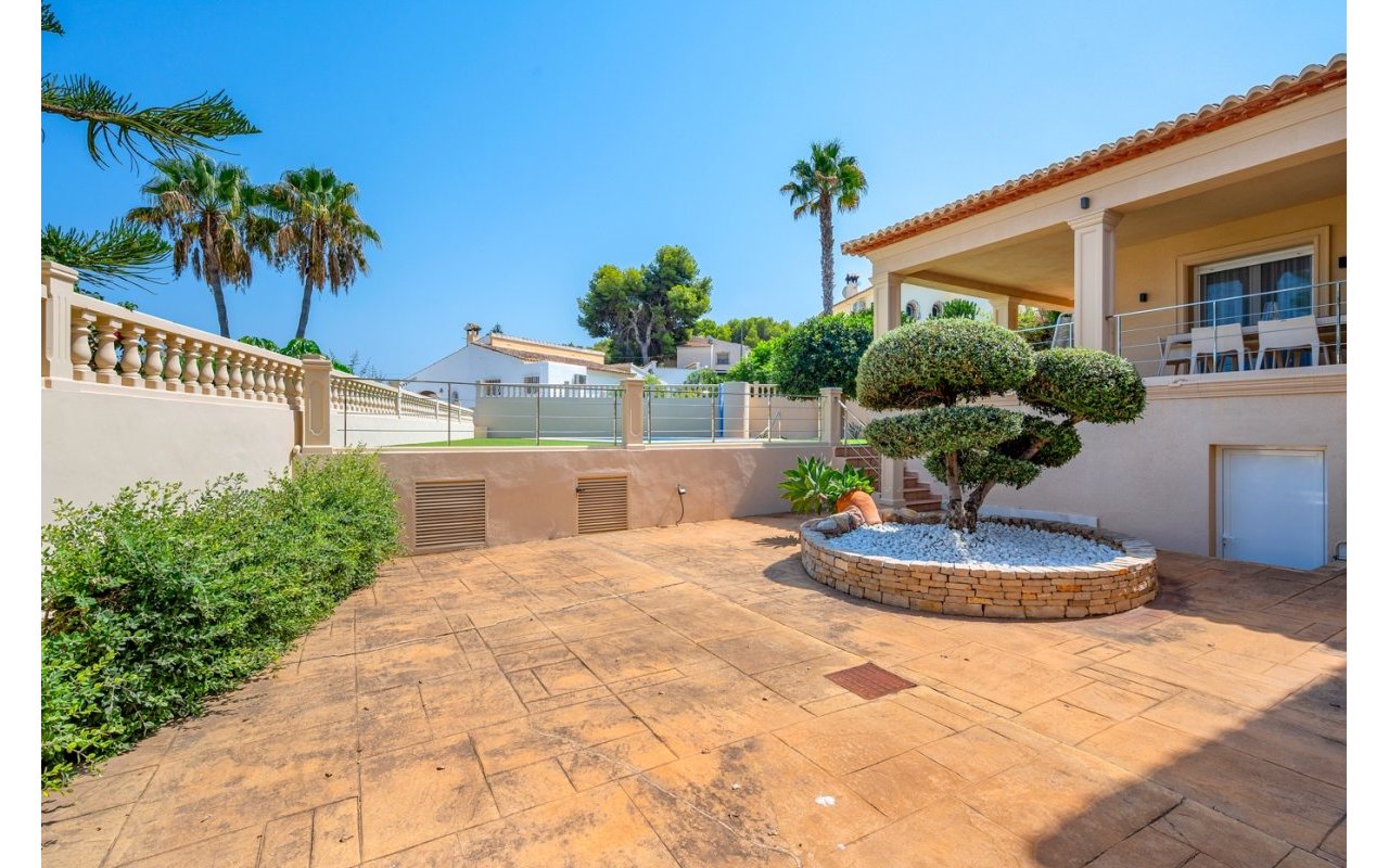 Resale - Villa - Benissa