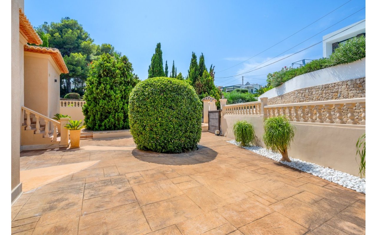 Resale - Villa - Benissa