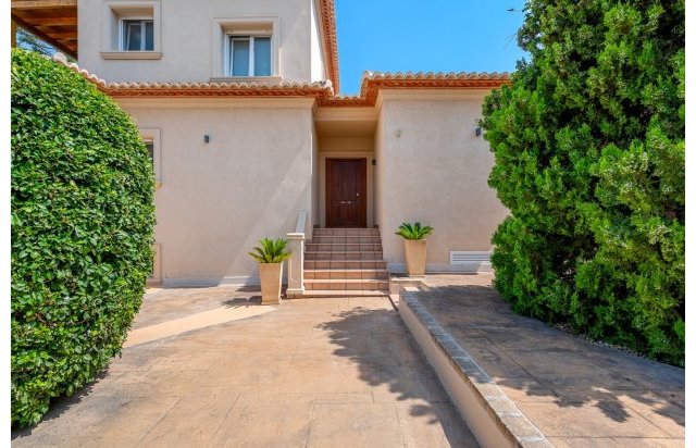 Resale - Villa - Benissa