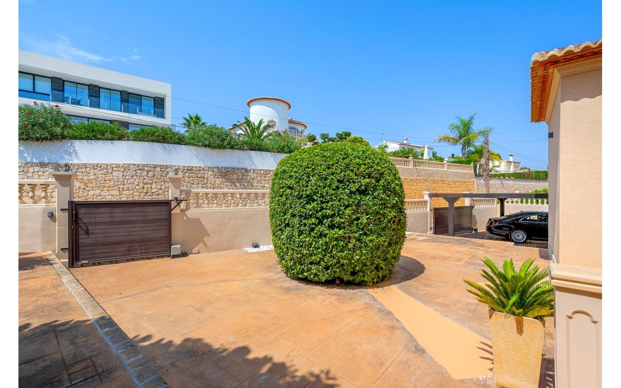 Resale - Villa - Benissa