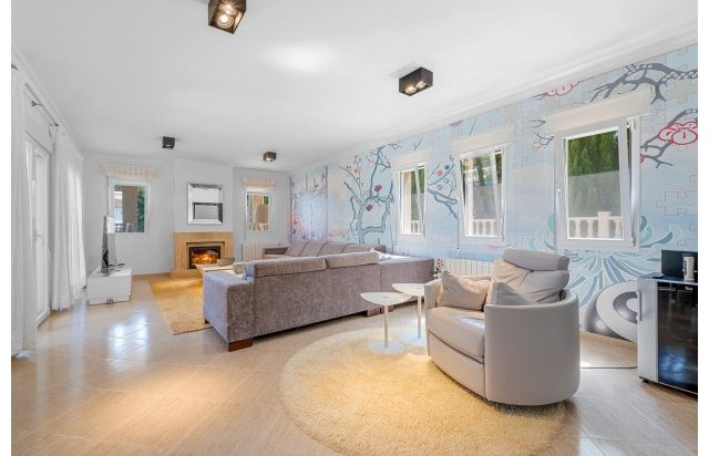 Resale - Villa - Benissa