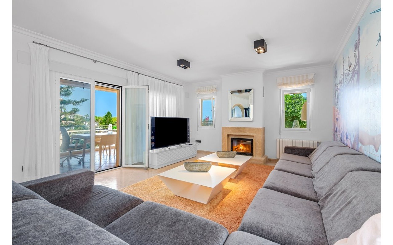 Resale - Villa - Benissa