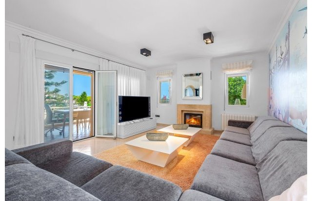 Resale - Villa - Benissa