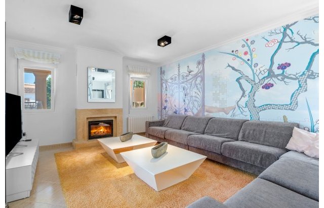 Resale - Villa - Benissa