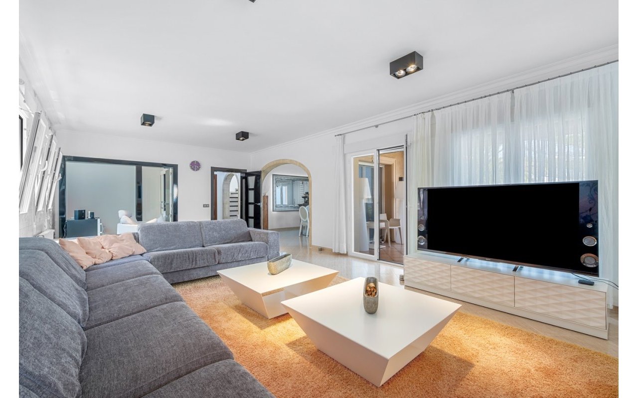 Resale - Villa - Benissa