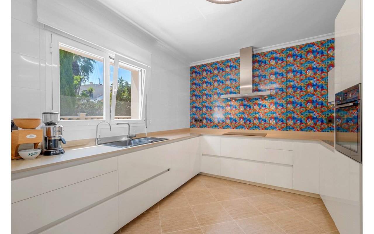 Resale - Villa - Benissa
