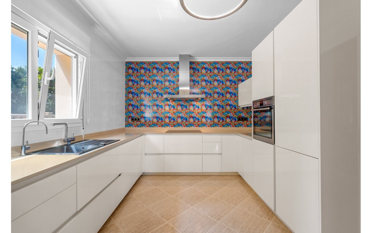 Resale - Villa - Benissa