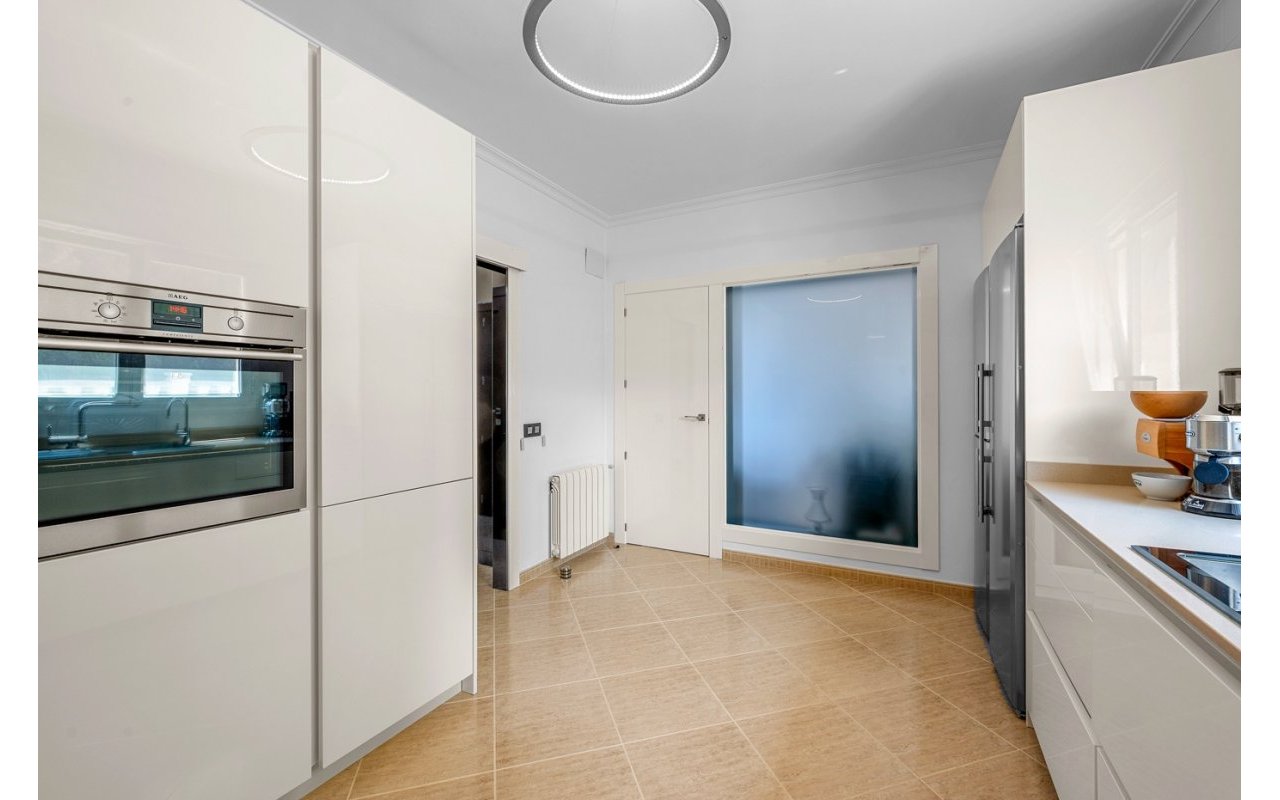 Resale - Villa - Benissa