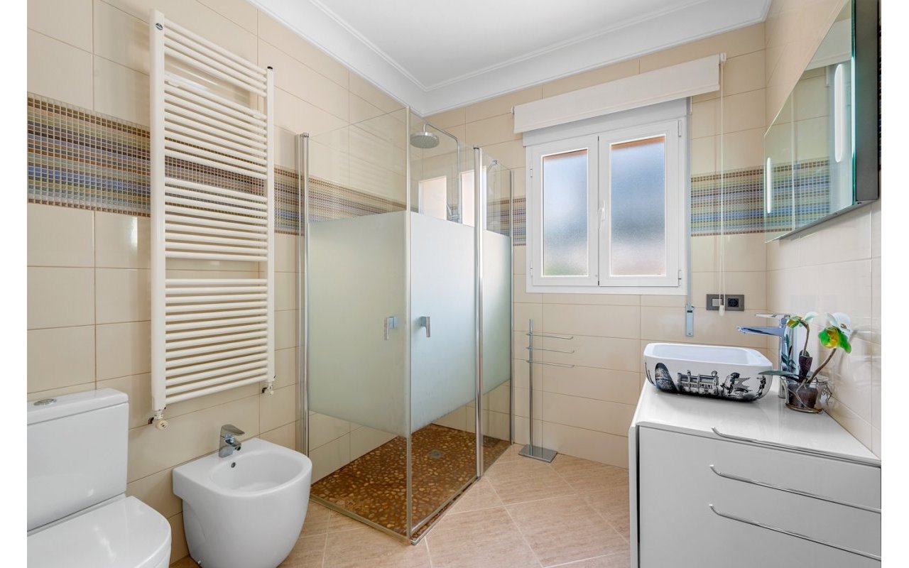Resale - Villa - Benissa