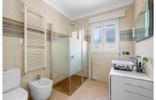 Resale - Villa - Benissa