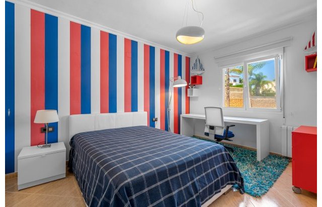 Resale - Villa - Benissa