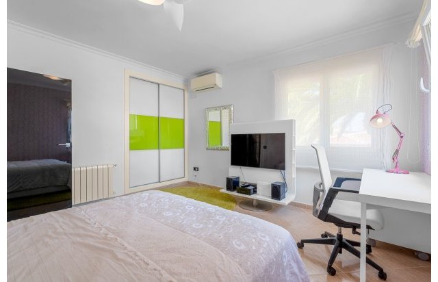 Resale - Villa - Benissa