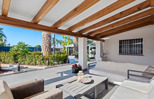 Reventa - Villa - San Juan Alicante - Frank Espinós