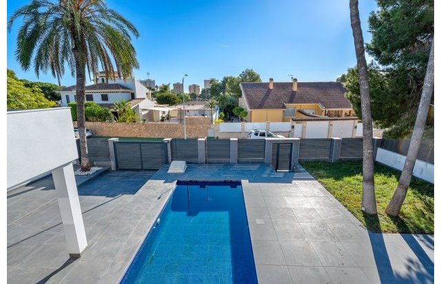 Reventa - Villa - Campoamor