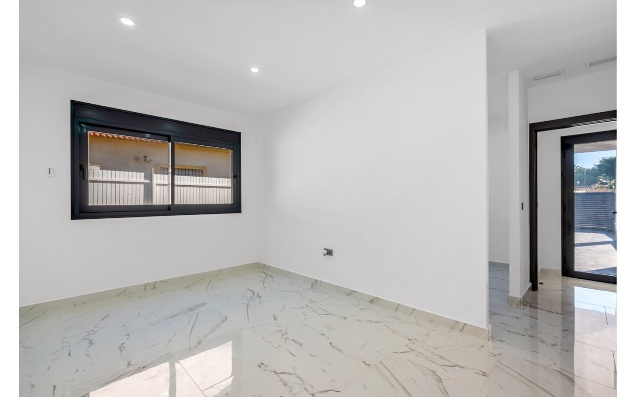 Reventa - Villa - Campoamor