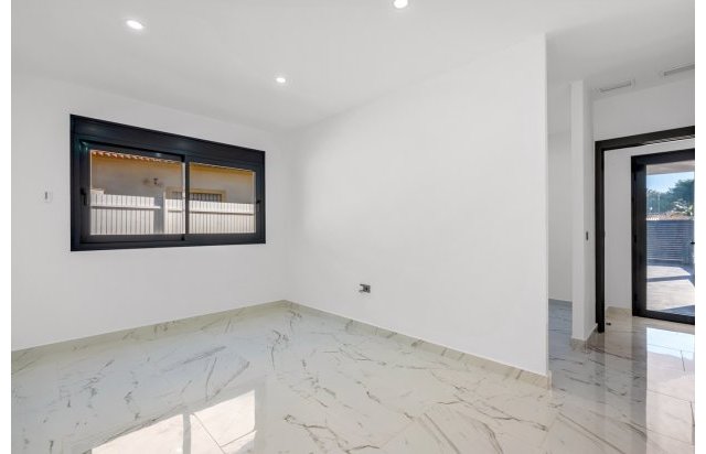 Reventa - Villa - Campoamor