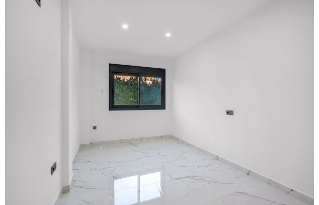 Reventa - Villa - Campoamor