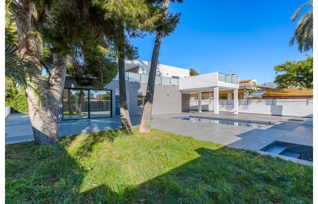 Reventa - Villa - Campoamor