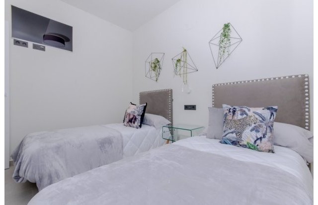 Obra nueva - Bungalow - Torrevieja - Los Balcones
