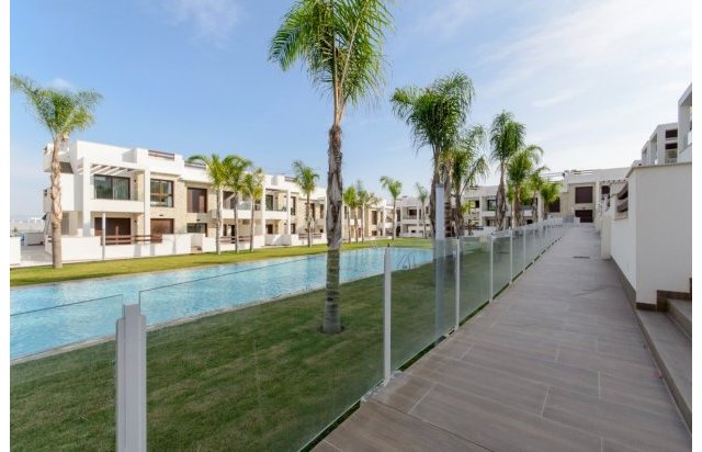 Obra nueva - Bungalow - Torrevieja - Los Balcones