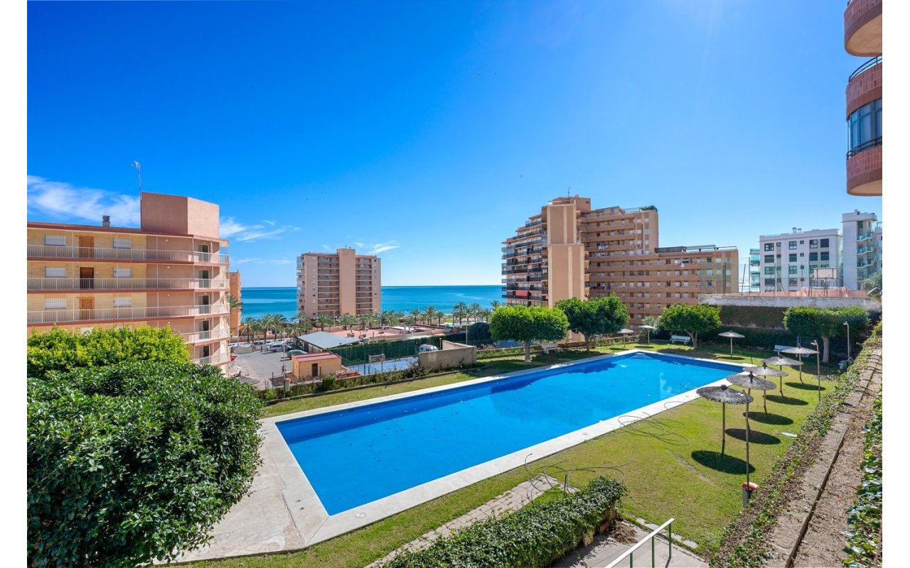 Reventa - Piso - Arenales del Sol - Segunda linea playa