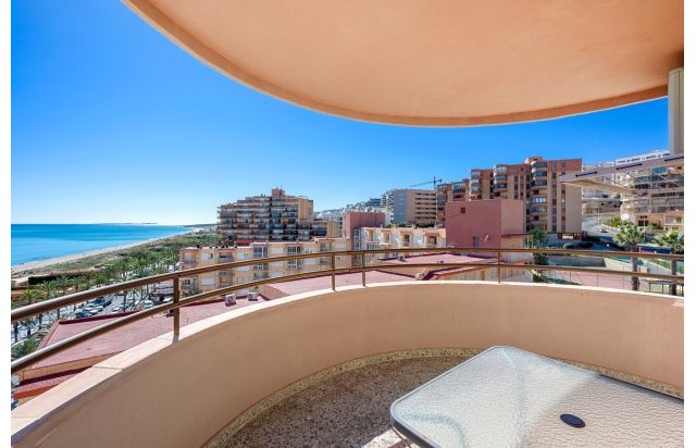 Reventa - Piso - Arenales del Sol - Segunda linea playa