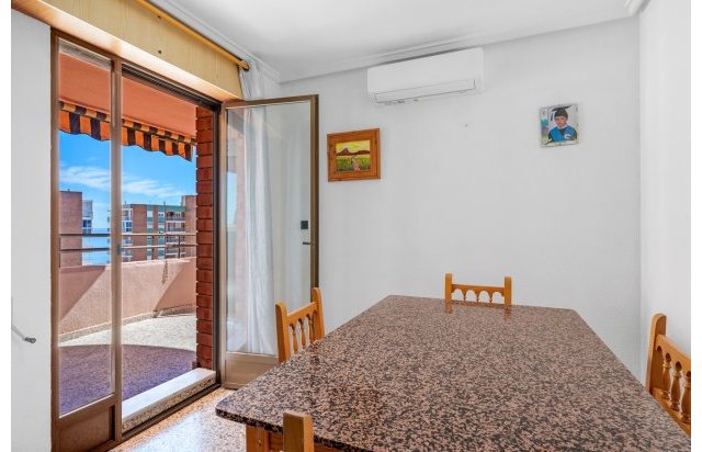 Reventa - Piso - Arenales del Sol - Segunda linea playa