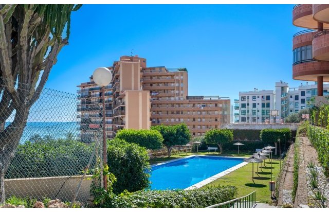 Reventa - Piso - Arenales del Sol - Segunda linea playa