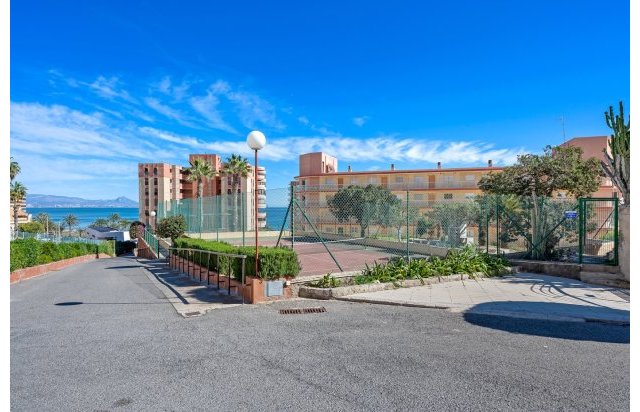 Reventa - Piso - Arenales del Sol - Segunda linea playa