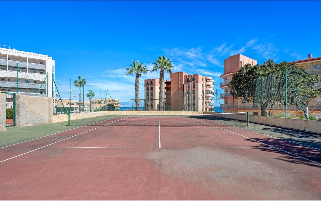 Reventa - Piso - Arenales del Sol - Segunda linea playa