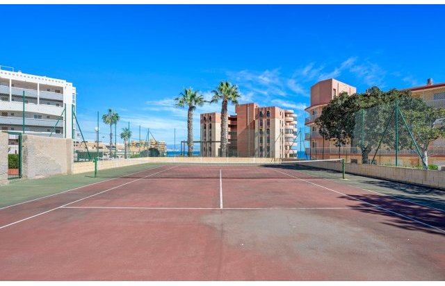 Reventa - Piso - Arenales del Sol - Segunda linea playa