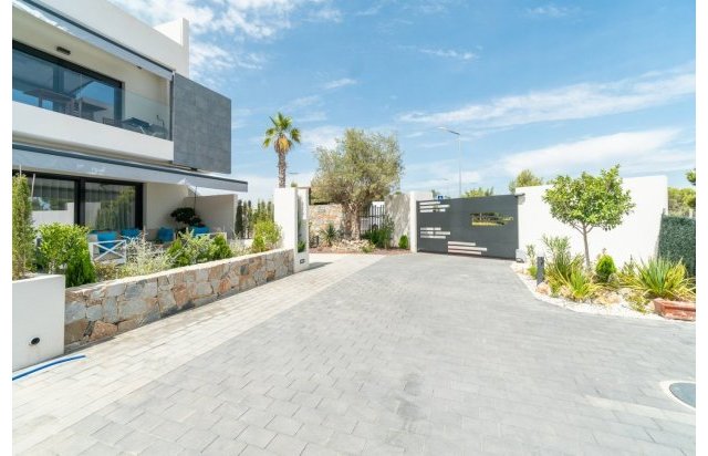 New Build - Bungalow - Torrevieja - Los Balcones