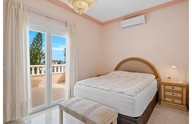 Resale - Villa - Ciudad Quesada - Rojales