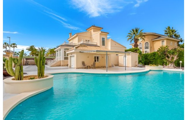 Resale - Villa - Ciudad Quesada - Rojales