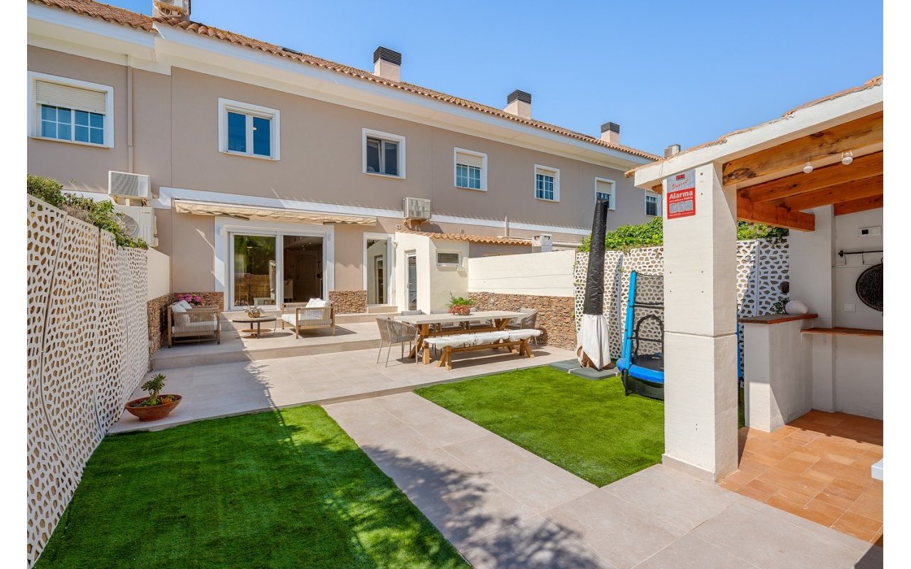 Resale - Townhouse - Alicante - Playa San Juan