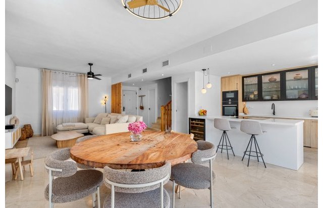 Resale - Townhouse - Alicante - Playa San Juan