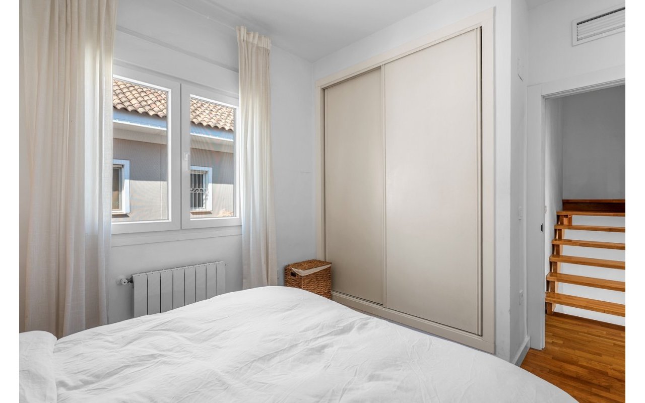 Resale - Townhouse - Alicante - Playa San Juan