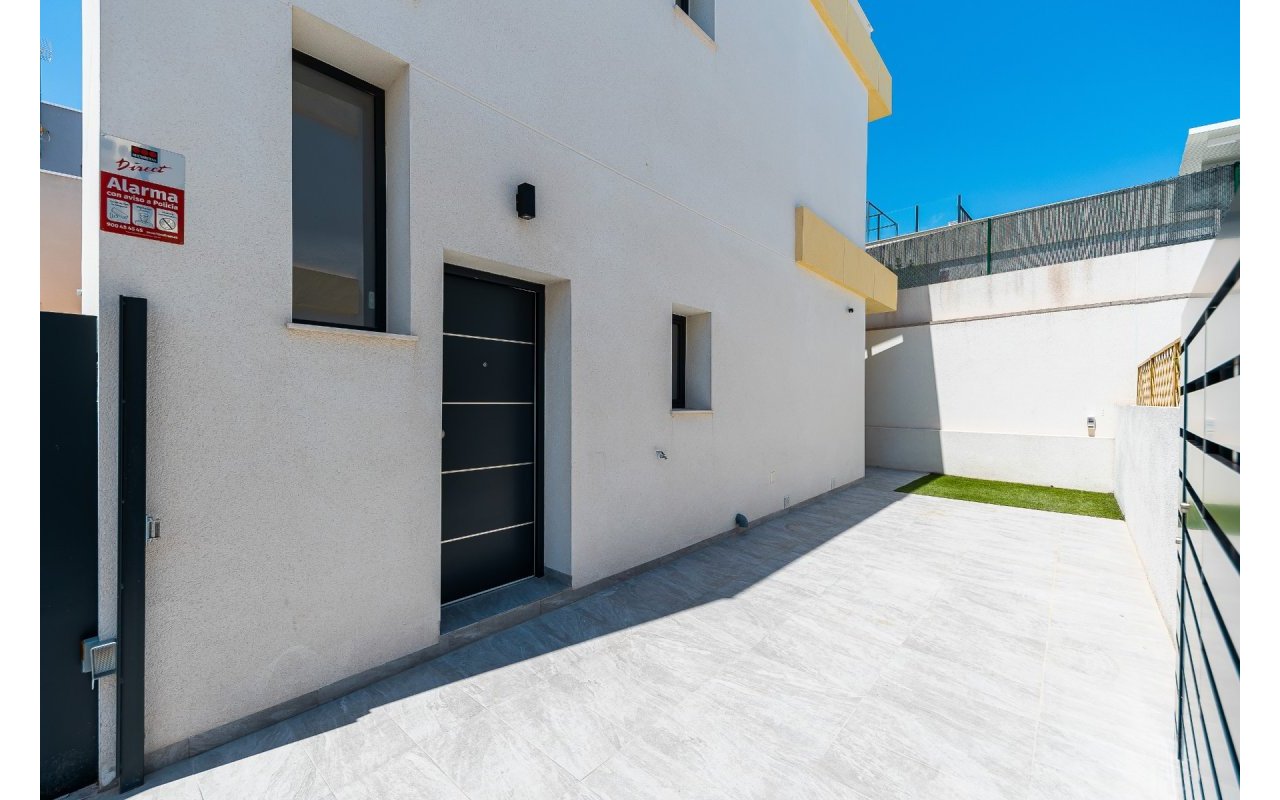 Resale - Villa - Los Montesinos