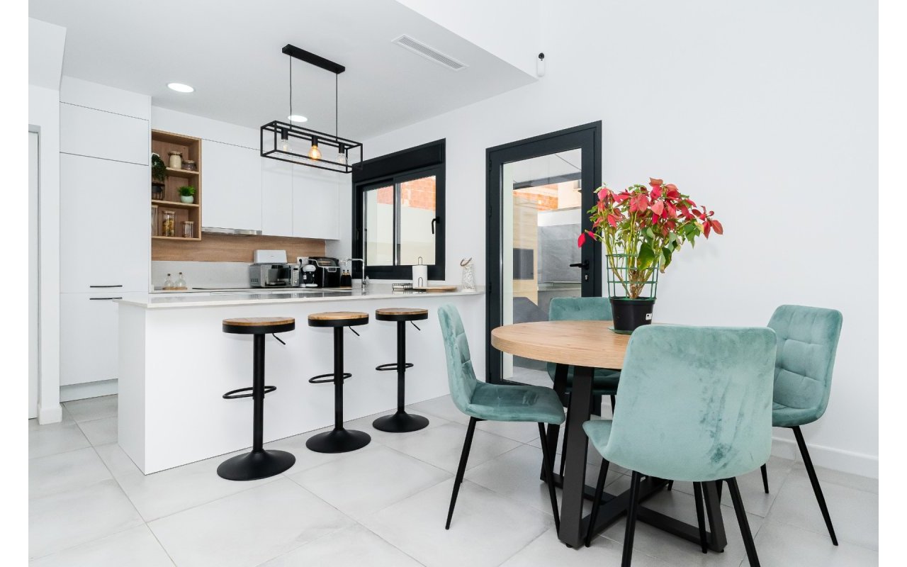 Resale - Villa - Los Montesinos