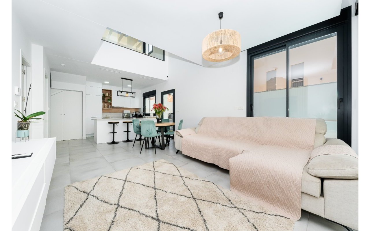 Resale - Villa - Los Montesinos