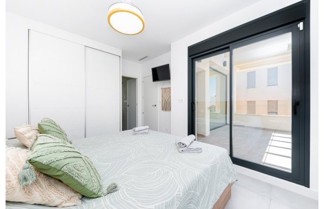 Resale - Villa - Los Montesinos