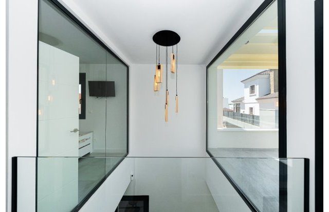 Resale - Villa - Los Montesinos
