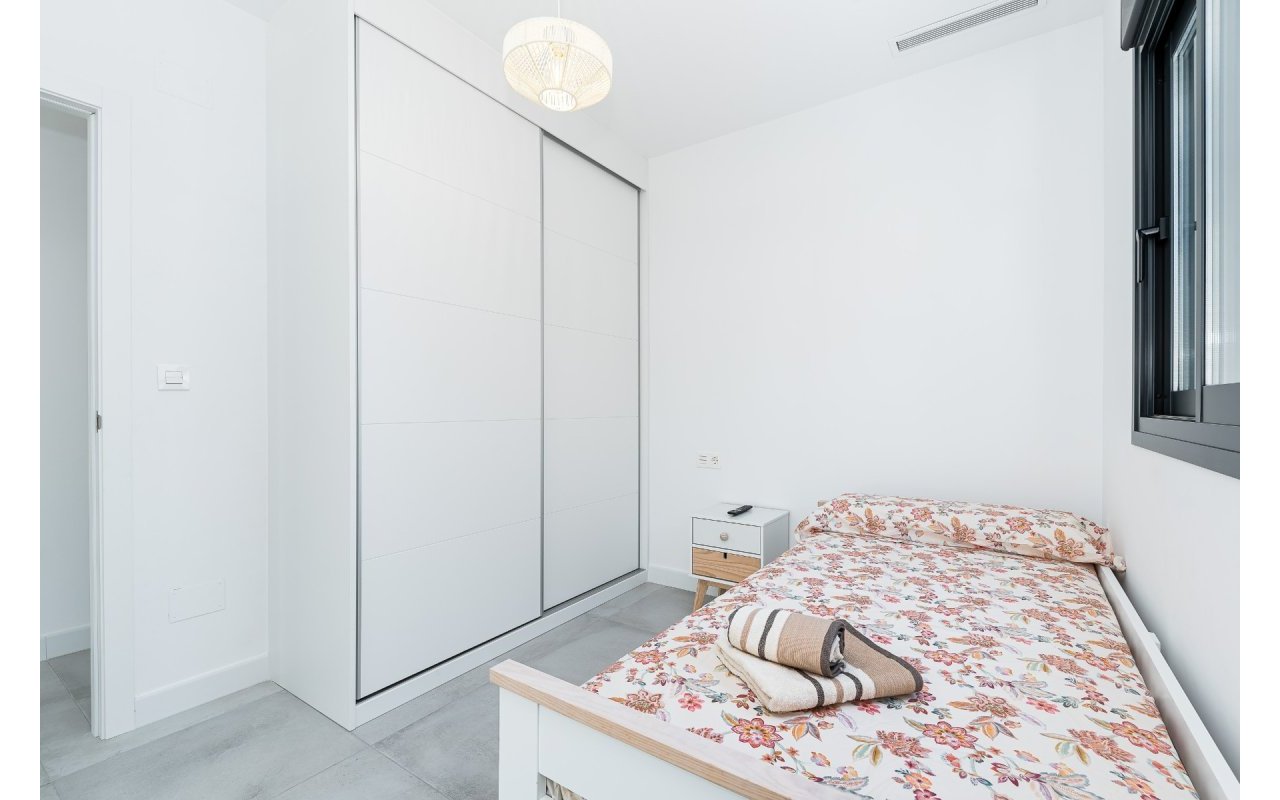 Resale - Villa - Los Montesinos
