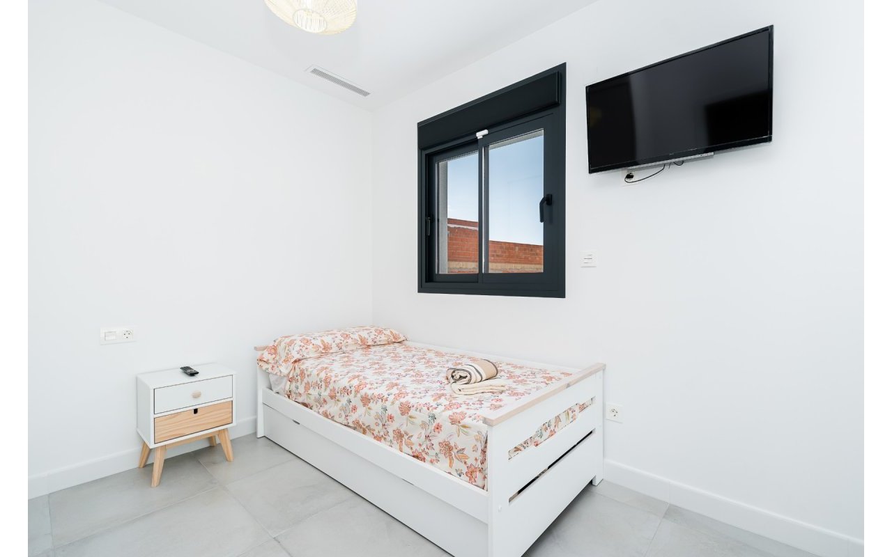 Resale - Villa - Los Montesinos