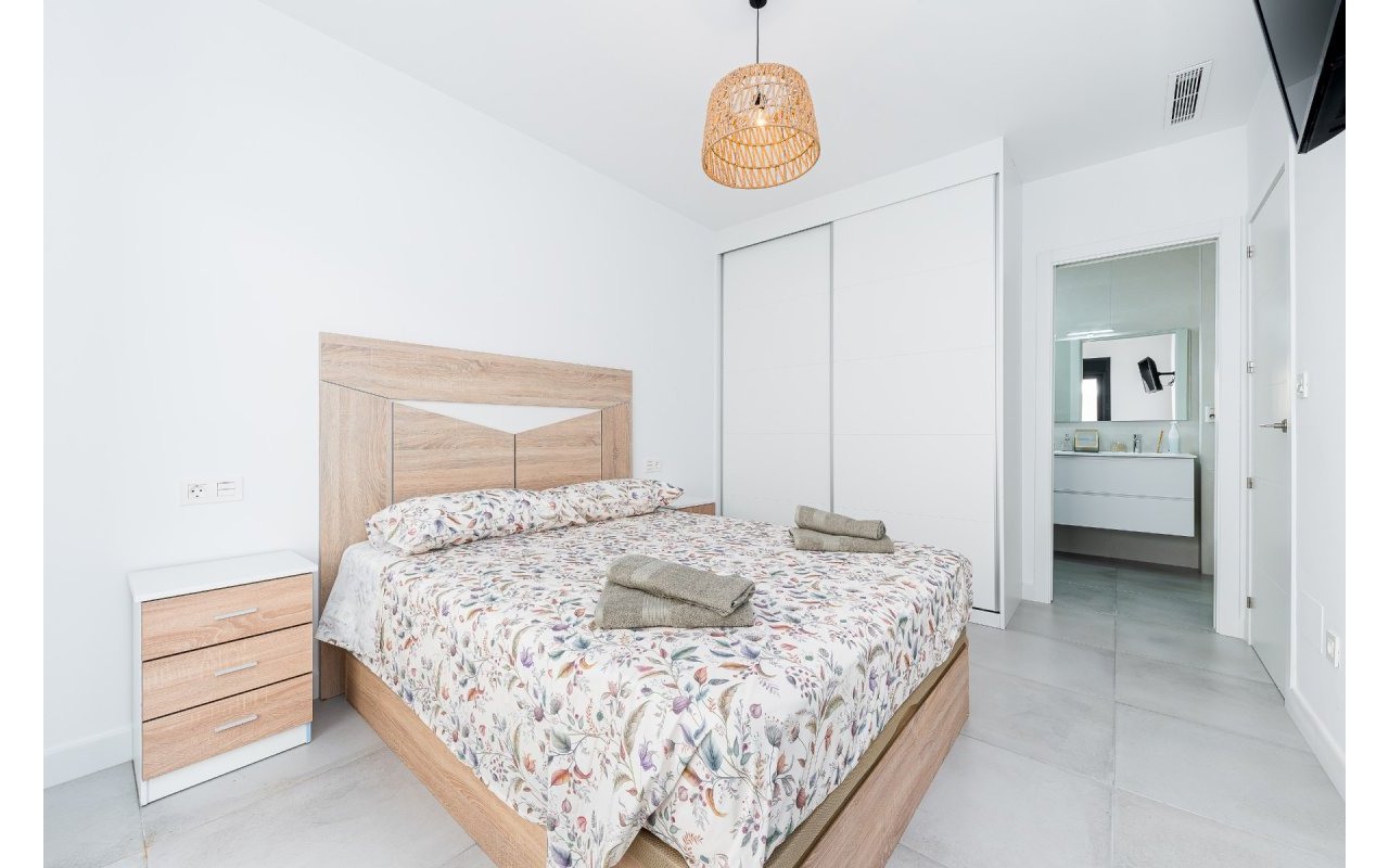 Resale - Villa - Los Montesinos