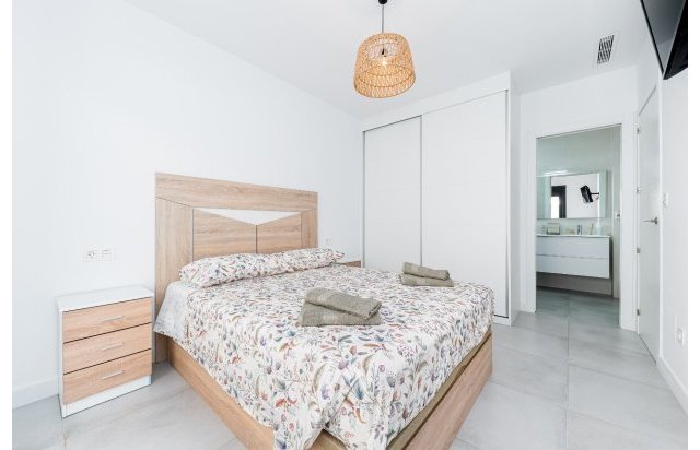 Resale - Villa - Los Montesinos