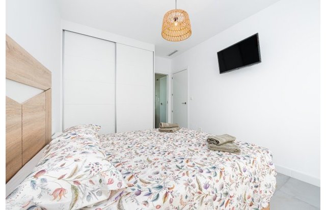 Resale - Villa - Los Montesinos