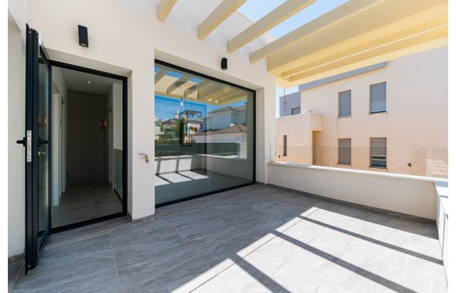 Resale - Villa - Los Montesinos