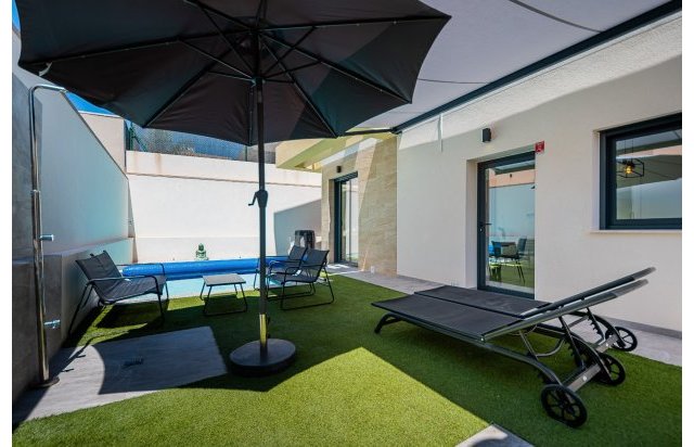 Resale - Villa - Los Montesinos