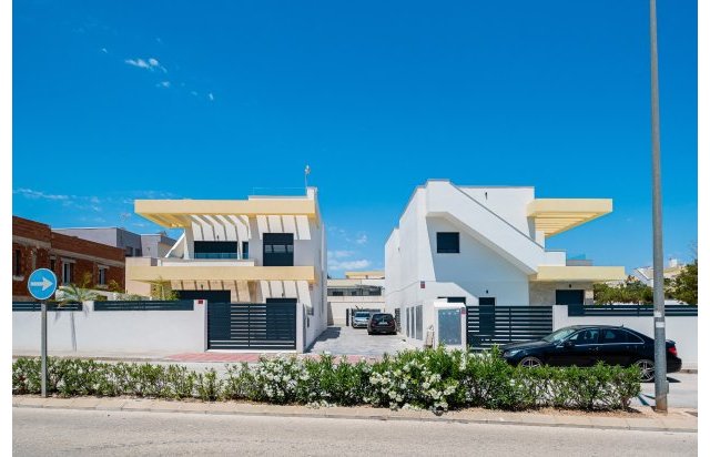 Resale - Villa - Los Montesinos